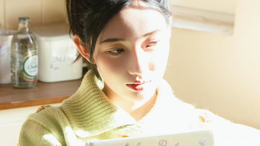 美女可爱俏皮图片