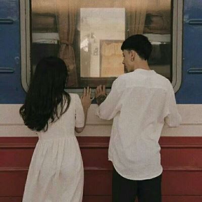 情侣头像一男一女夕阳,不想落入凡间图片
