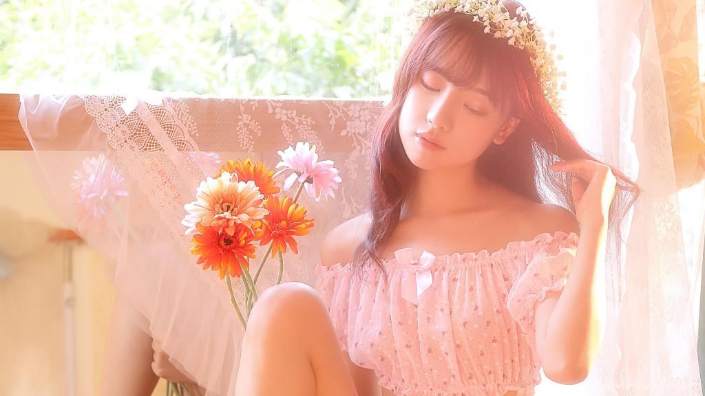 曼妙身材漂亮美女图片