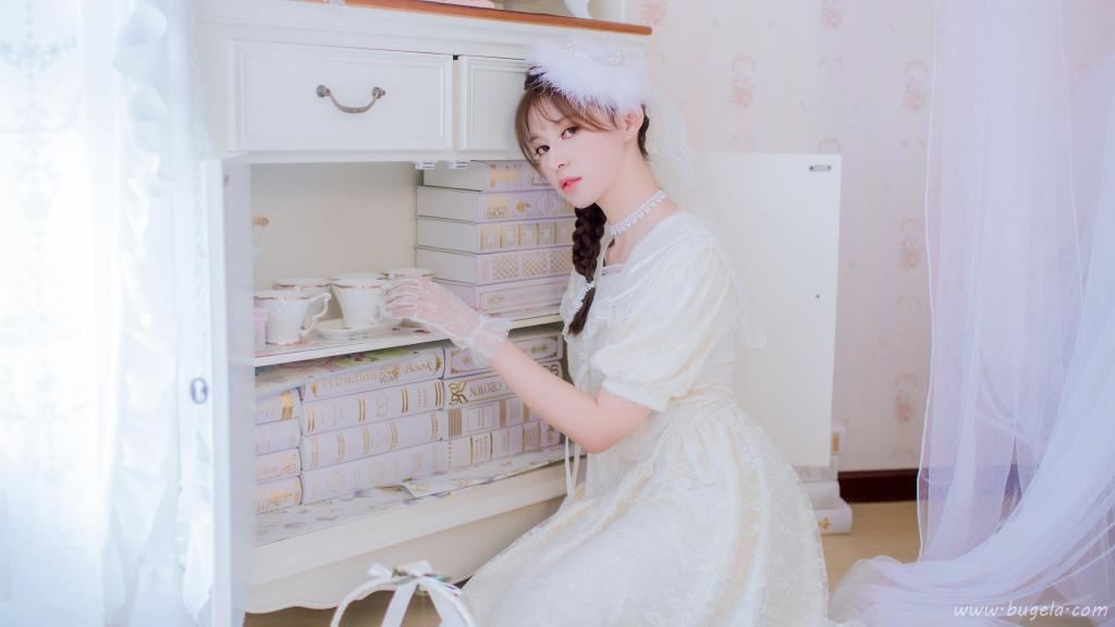 清新优雅美女气质图片
