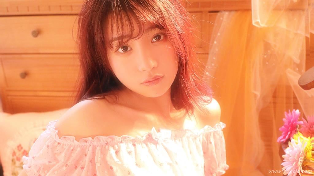 曼妙身材漂亮美女图片