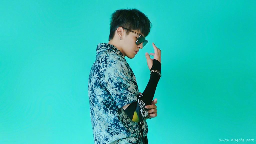 吴亦凡帅气牛仔风时尚潮流写真图片
