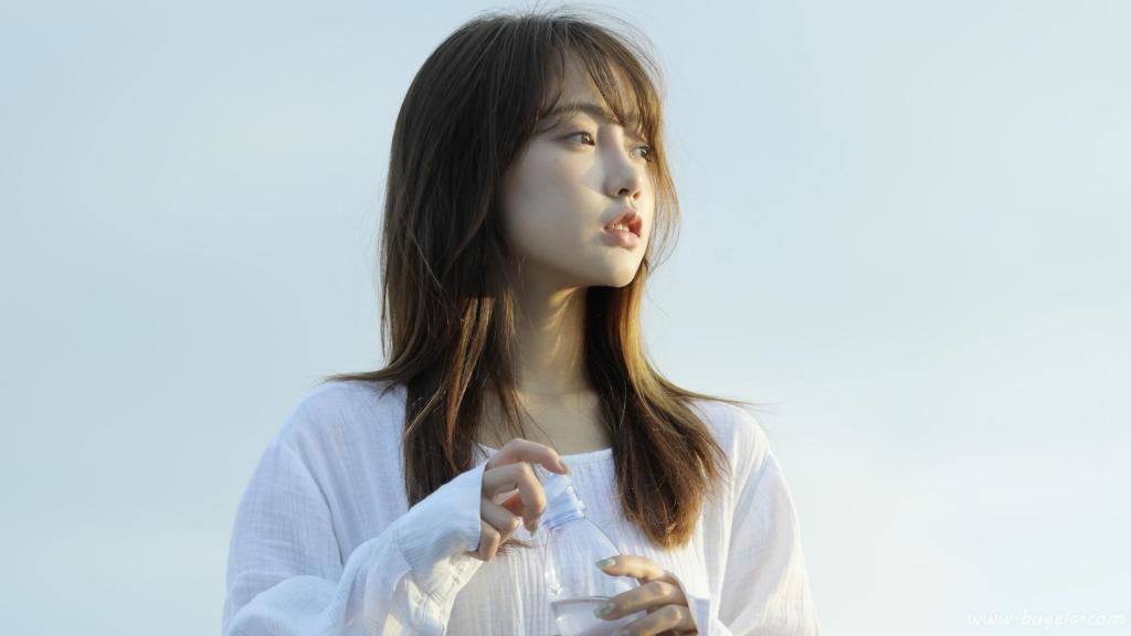 清新甜美的小姐姐图片