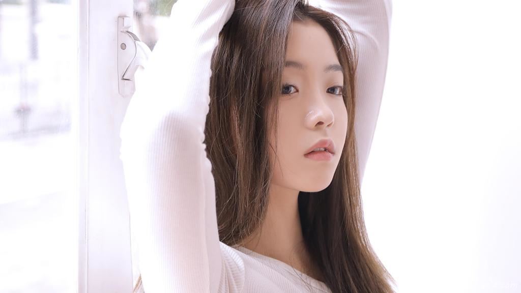 温婉气质美女图片