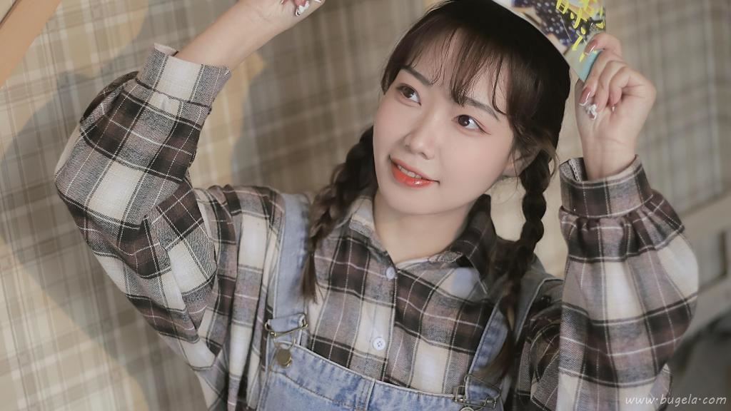 文艺气质十足的美女图片