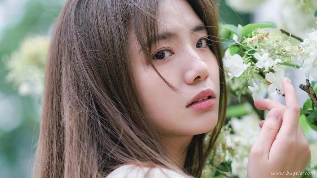 清新无比的小姐姐图片
