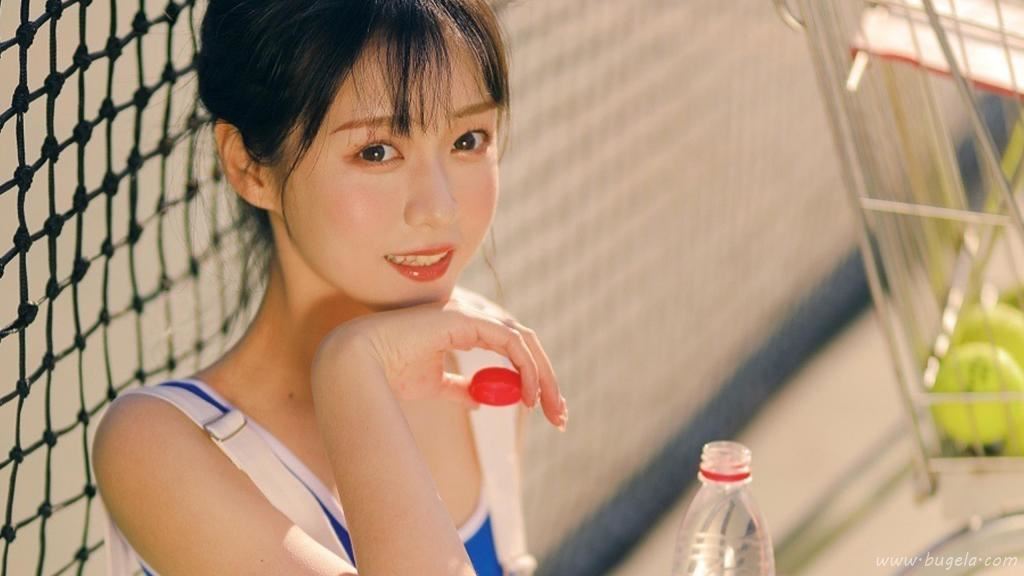 日系球场美女养眼图片