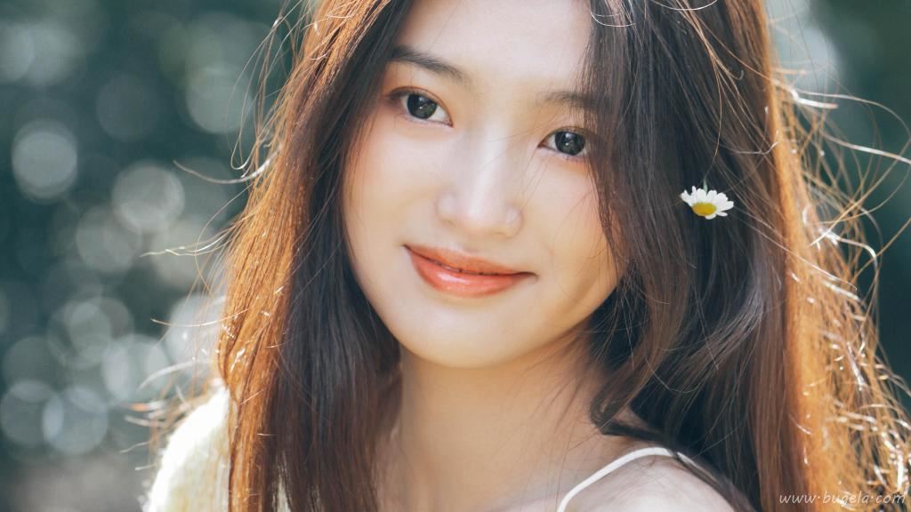 小姐姐清新淡雅气质图片