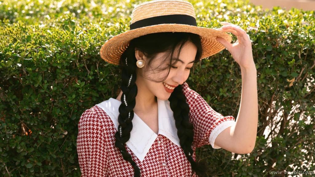 柔美温柔的美女图片