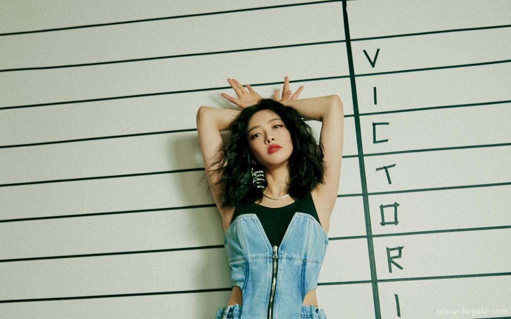 宋茜蓬松的卷发酷美霸气迷人写真图片