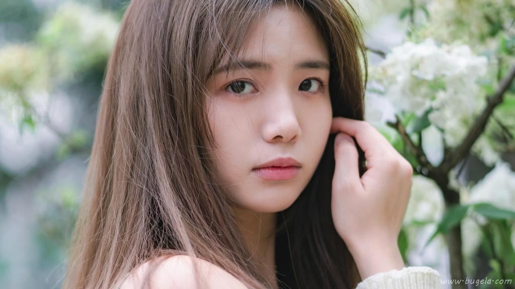 清新无比的小姐姐图片