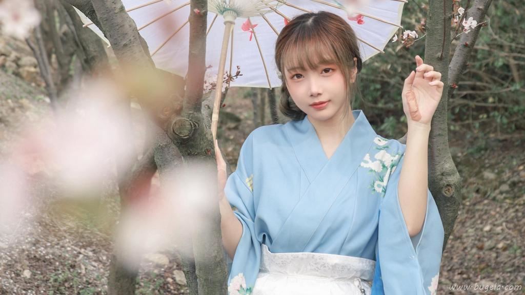 春天樱花季和服美女图片