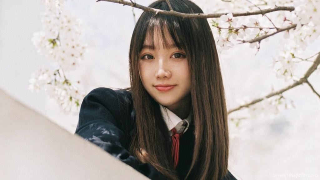 樱花下的美女日系图片