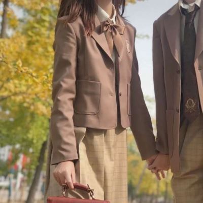 情侣头像下半身白色的JK制服 独一无二jk制服图片