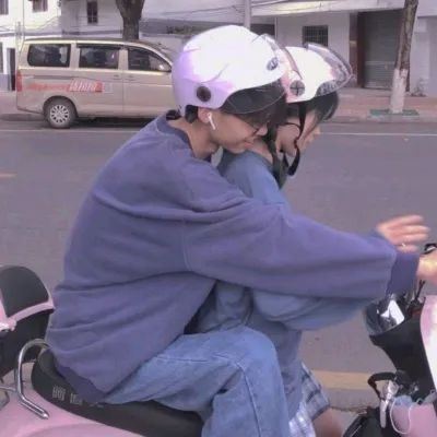 情侣头像年最火 洒满宇宙的星光图片