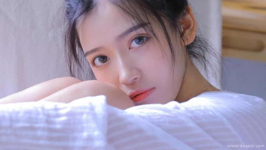 美丽优雅的小姐姐图片