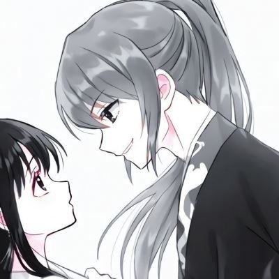 兔女郎学姐摸头情侣头像 一对两张动漫可爱图片