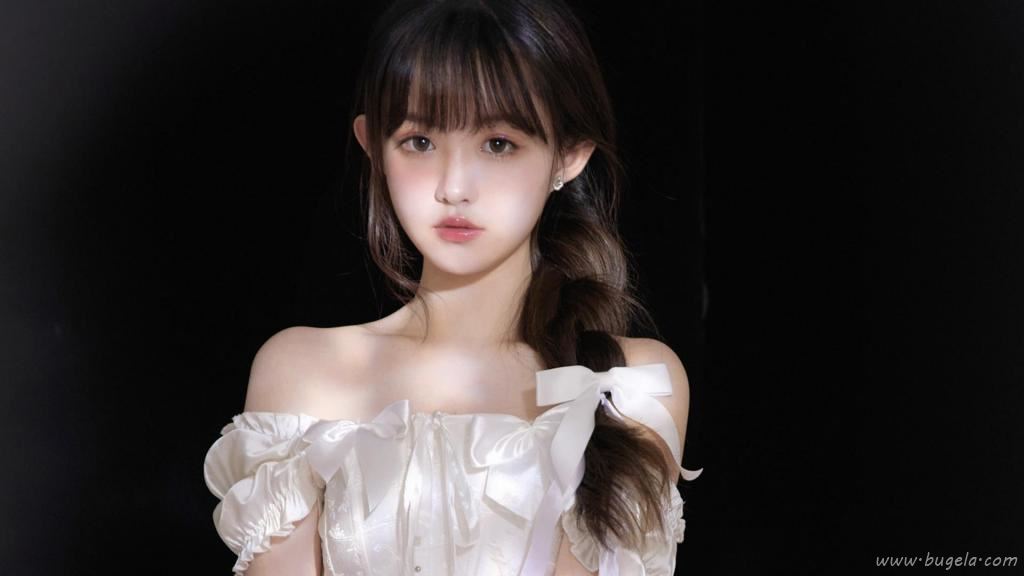 肤白貌美的气质美女图片