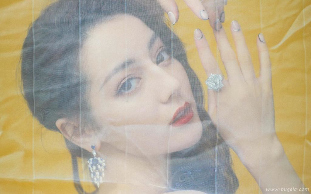 仙气少女迪丽热巴优雅性感白嫩妖娆撩人魅惑写真图片