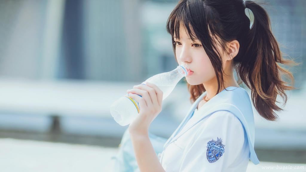 元气双马尾美女图片