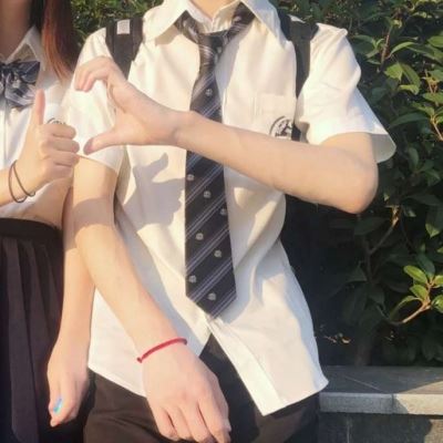 情侣头像下半身白色的JK制服 独一无二jk制服图片