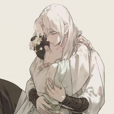 情侣头像卡通一男一女抱猫 动漫可爱情侣头像图片