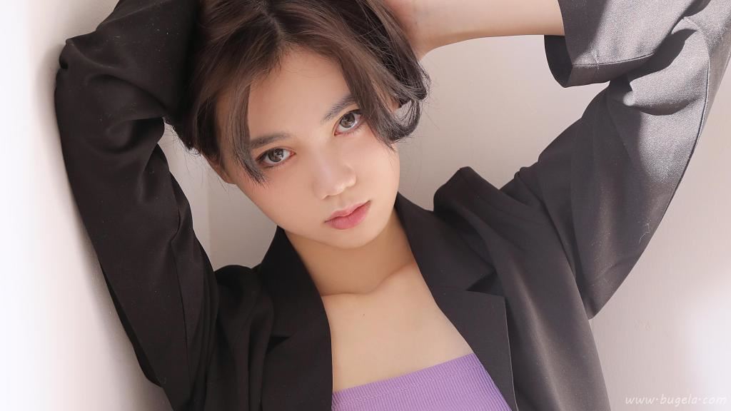 酷酷的韩系美女图片