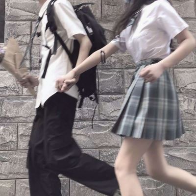 jk制服情侣头像两张清纯 你也会拥有图片