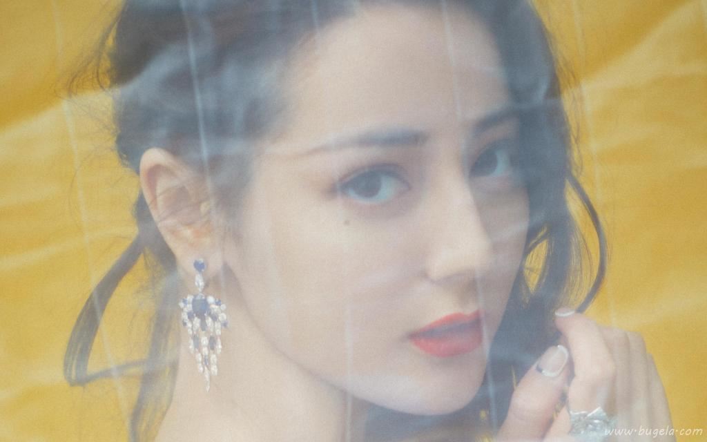 仙气少女迪丽热巴优雅性感白嫩妖娆撩人魅惑写真图片
