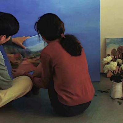 一人一动物的动漫情侣头像 对象不是人图片