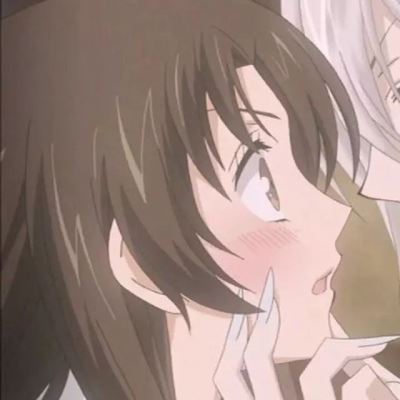 奈奈生巴卫情侣头像亲吻 巴卫奈奈生情头精选图片