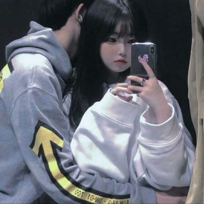 抖音情侣头像一男一女跳舞动漫 赏个脸图片