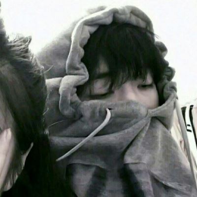 抖音情侣头像一男一女跳舞动漫 赏个脸图片