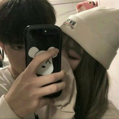 抖音情侣头像一男一女跳舞动漫 赏个脸图片