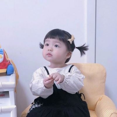 穿着睡衣的情侣头像小孩 丸子妹图片