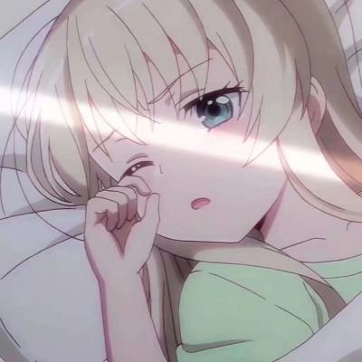 女生是小孩子的动漫情侣头像 找一个值得的人托付一生图片