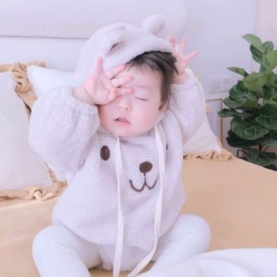 穿着睡衣的情侣头像小孩 丸子妹图片