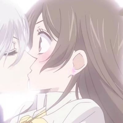 奈奈生巴卫情侣头像亲吻 巴卫奈奈生情头精选图片