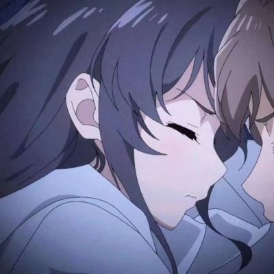 女生是小孩子的动漫情侣头像 找一个值得的人托付一生图片