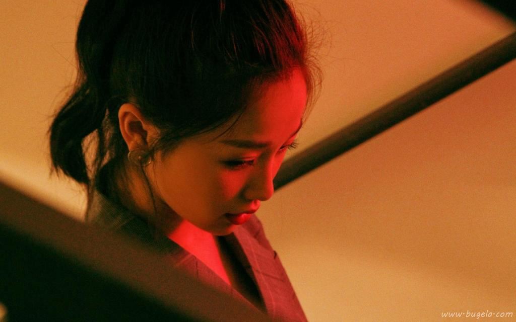 虞书欣资深少女的初恋图片