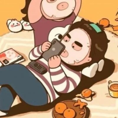 萌娃坐在凳子上的情侣头像 可爱情侣图片