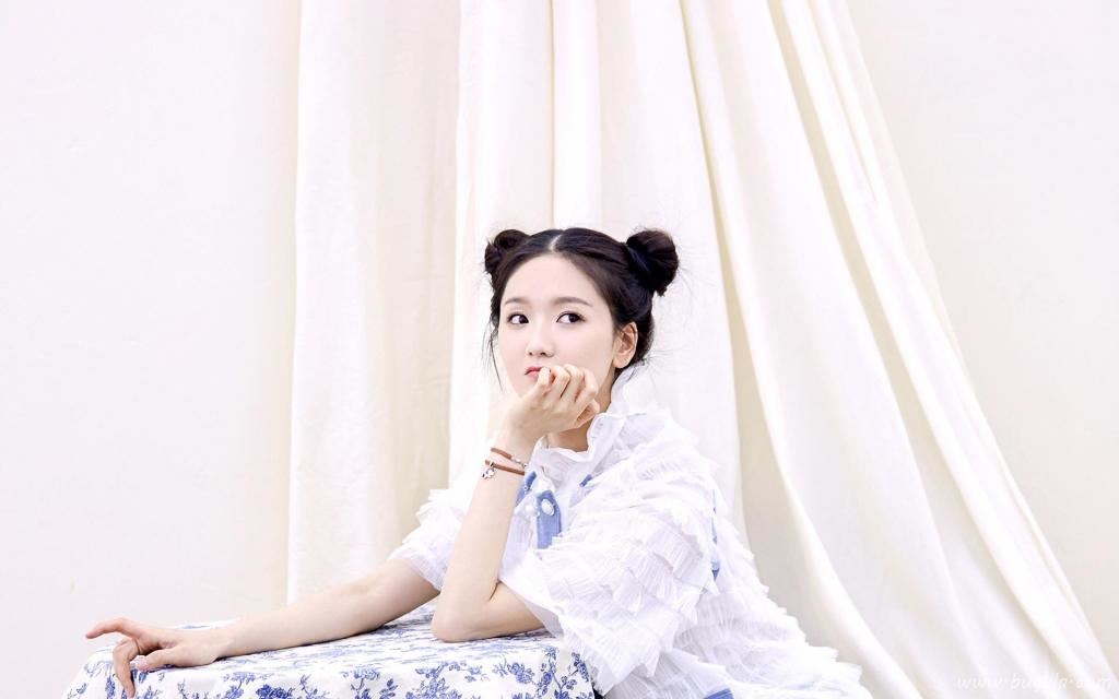 清纯少女张馨月元气可爱俏皮迷人写真图片