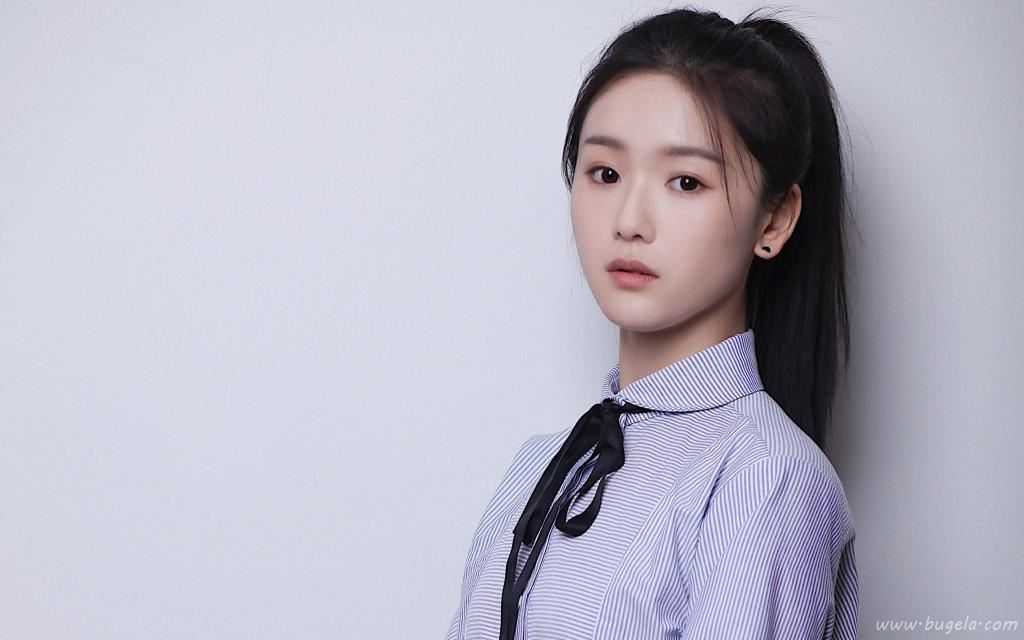 清纯小仙女张馨月甜美白嫩诱人写真图片