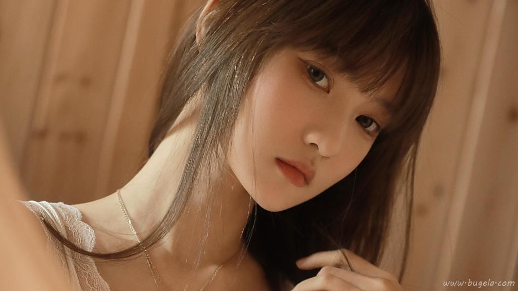 冷艳气质美女图片