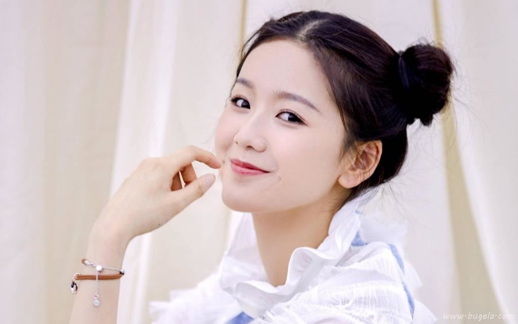 清纯少女张馨月元气可爱俏皮迷人写真图片