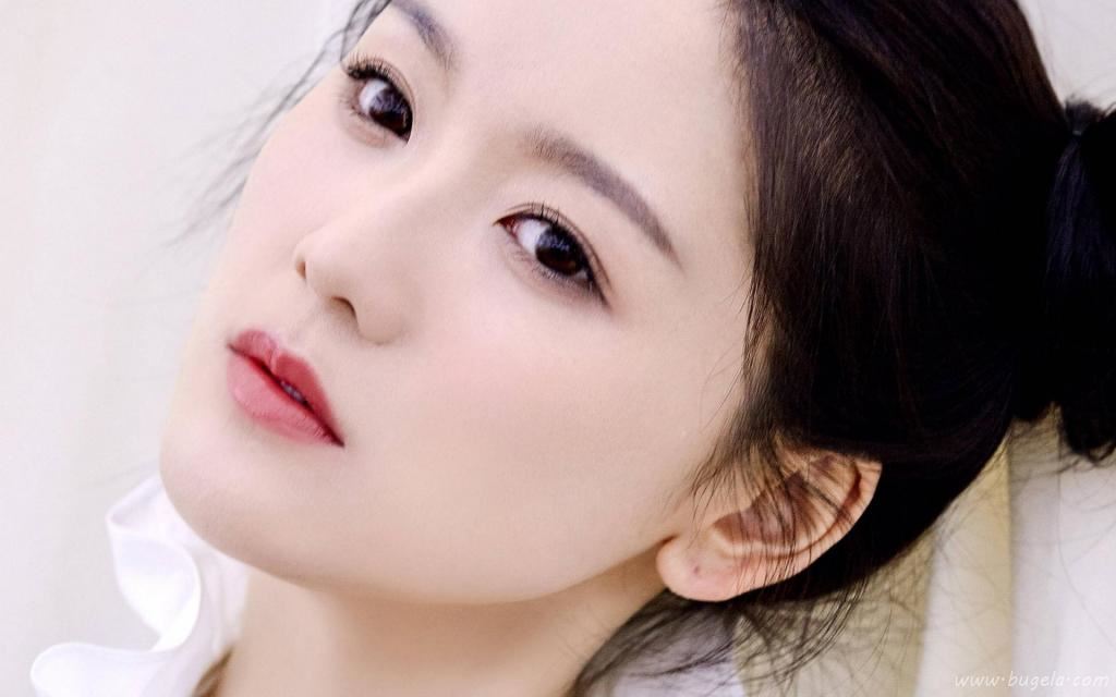 清纯少女张馨月元气可爱俏皮迷人写真图片