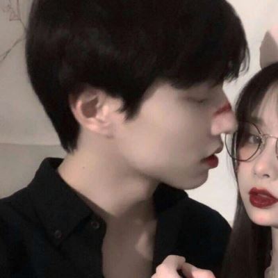 超级污的百合真人情侣头像 图片