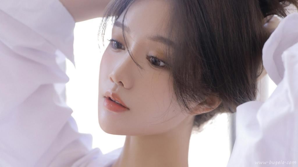 美女白嫩私房照图片
