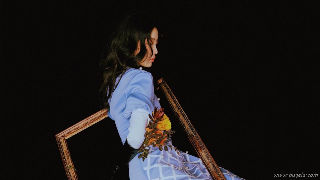 油画野蛮少女虞书欣俏皮时尚清秀迷人写真图片