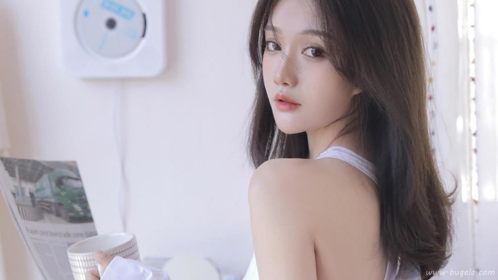 美女白嫩私房照图片